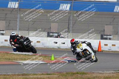 media/Nov-26-2022-Fastrack Riders (Sat) [[b001e85eef]]/Level 3/Session 3 Outside Turn 9/